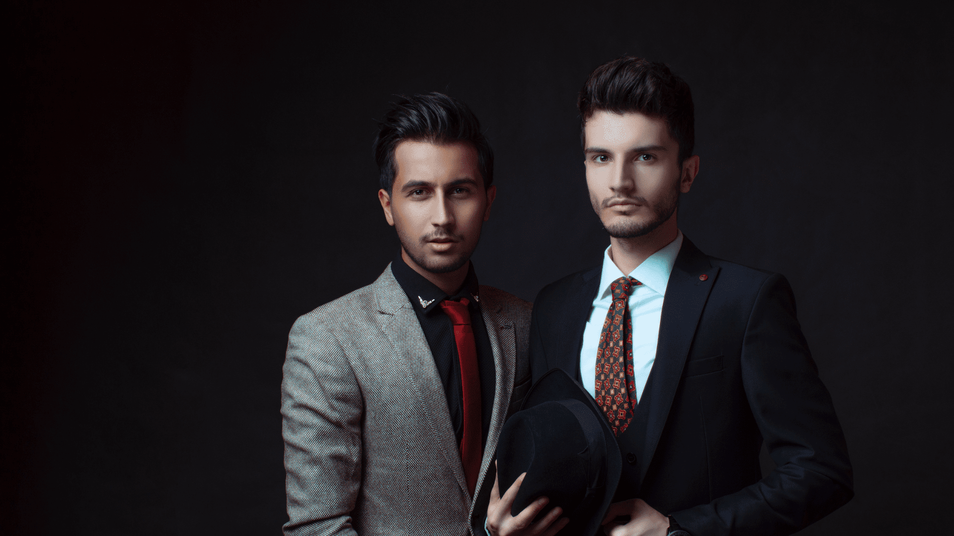 Men's fashion tips with two guys in suits.