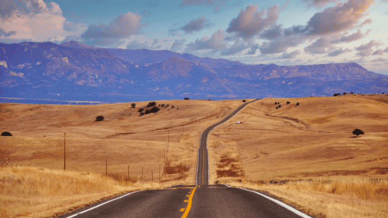 25 Super Road Trip Questions That Will Take Your Adventure to the Next Level